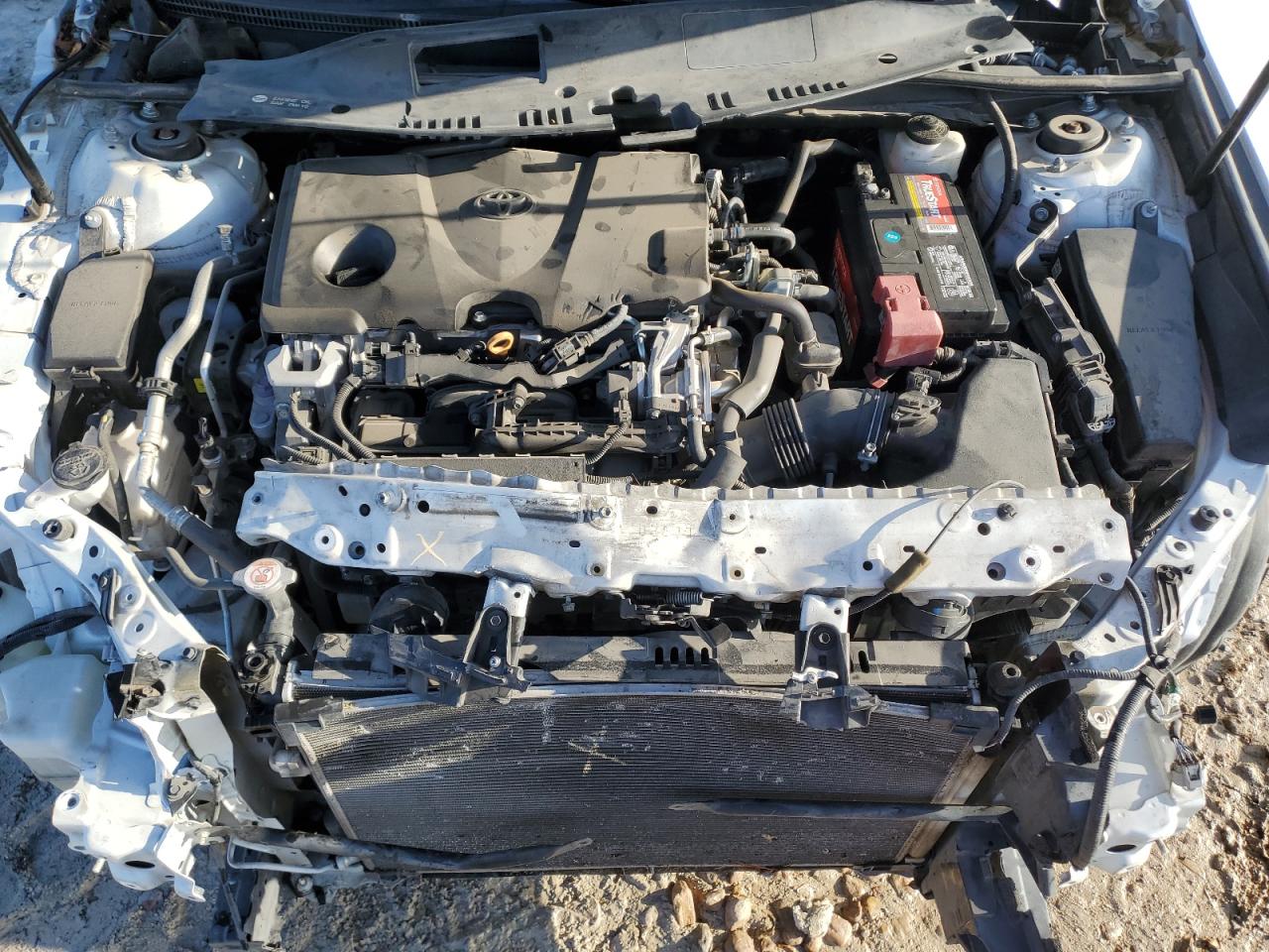 2019 Toyota Camry - Image 11