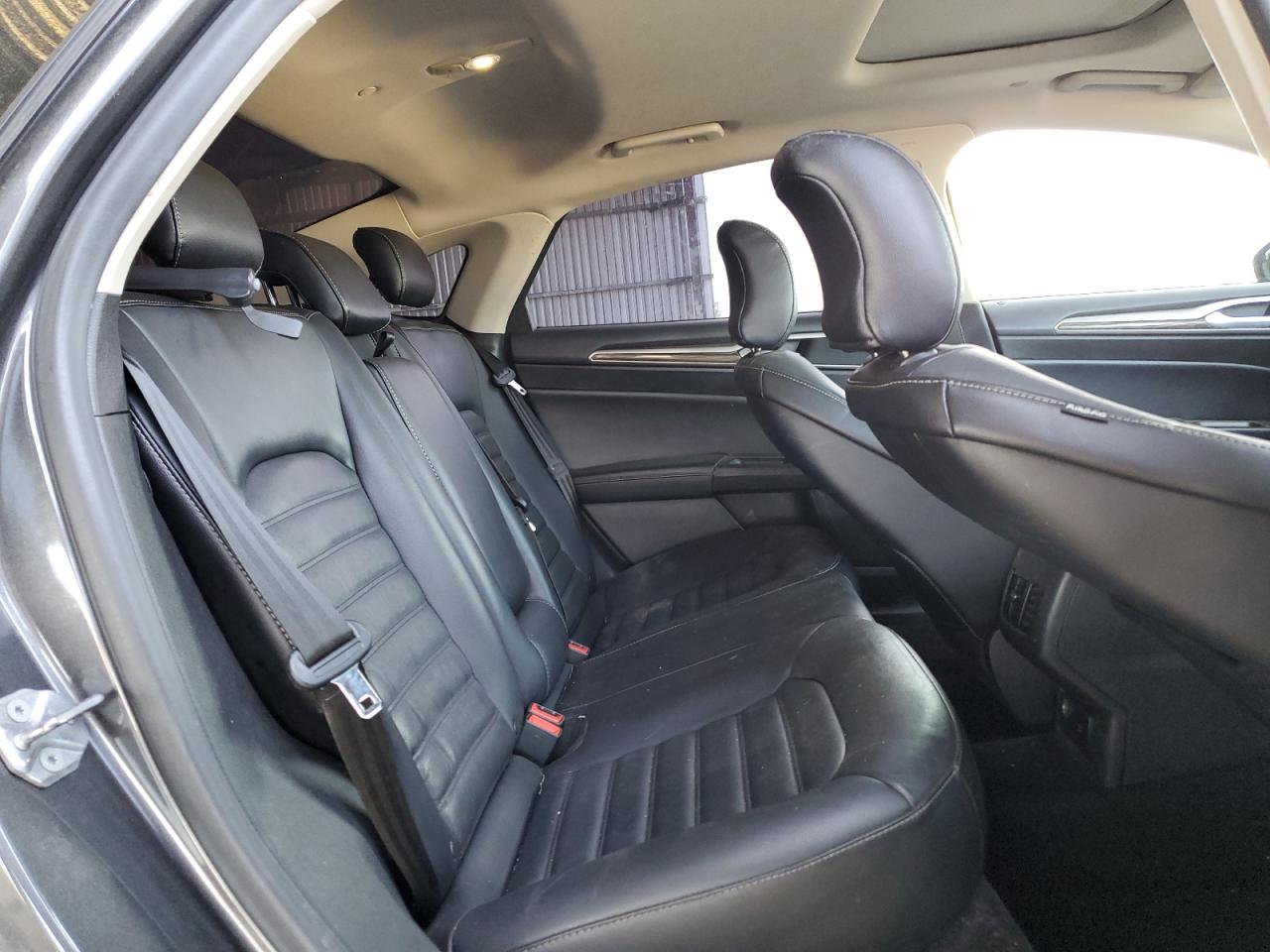 2017 Ford Fusion - Image 10