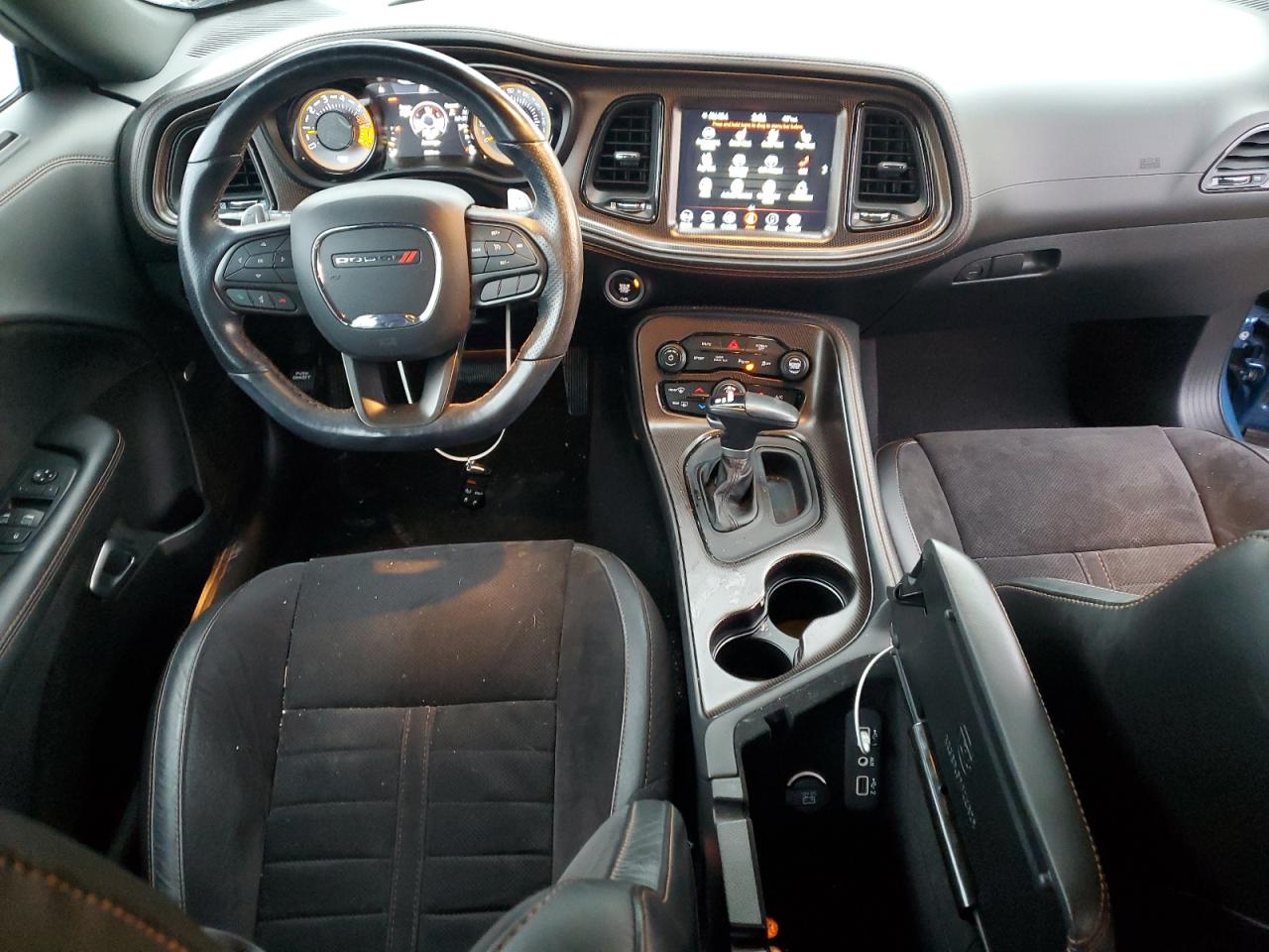 2020 Dodge Challenger - Image 8