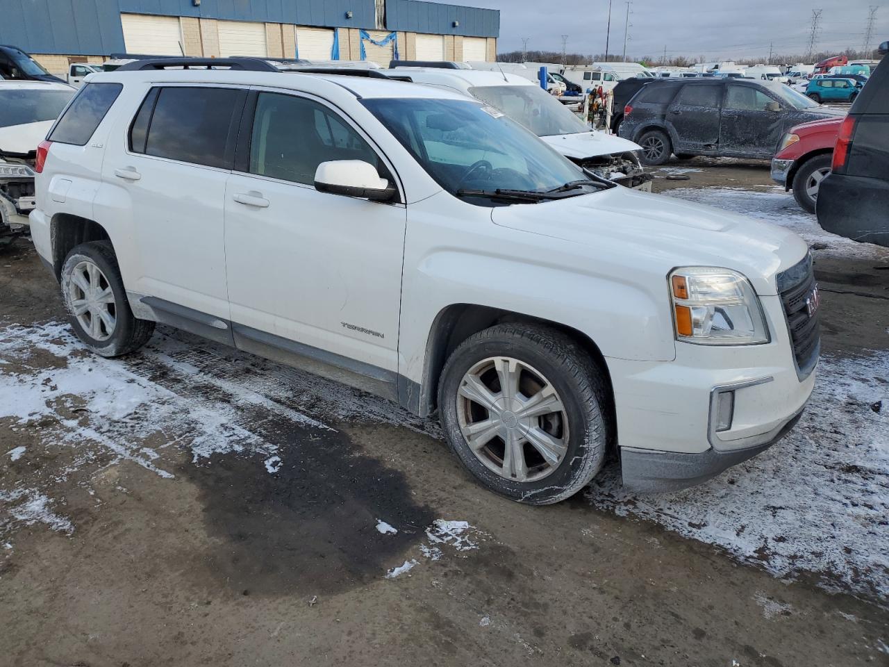 VIN 2GKALNEKXH6339441 2017 GMC TERRAIN no.4