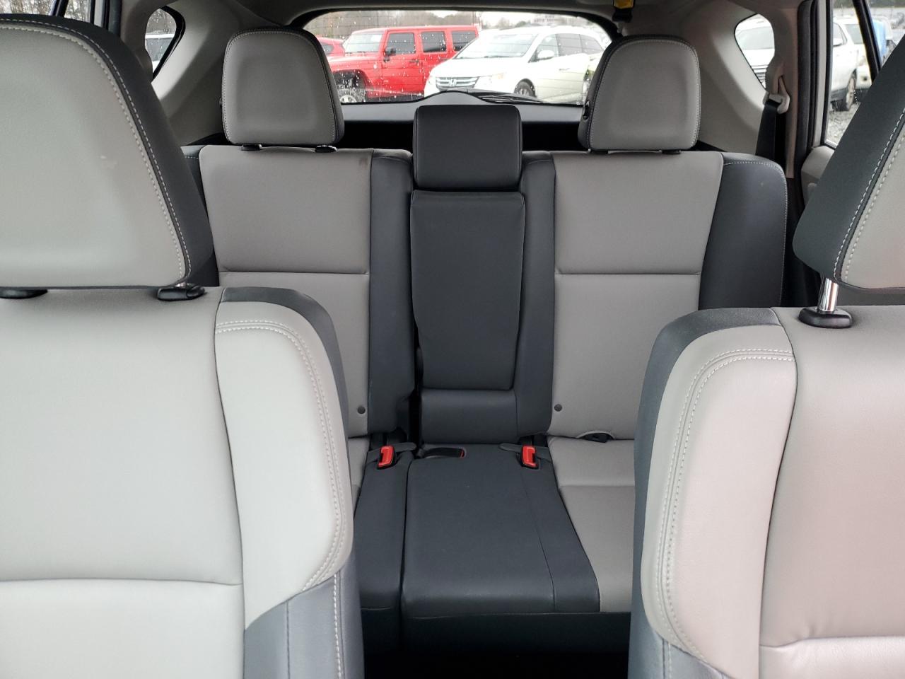 2013 Toyota RAV 4 - Image 10