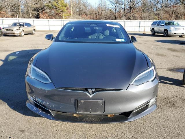  TESLA MODEL S 2017 Серый