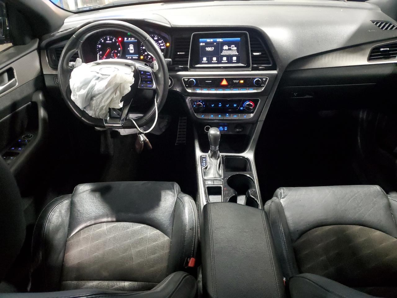 2018 Hyundai Sonata - Image 8