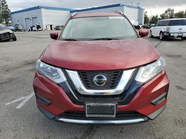  NISSAN ROGUE 2018 Червоний