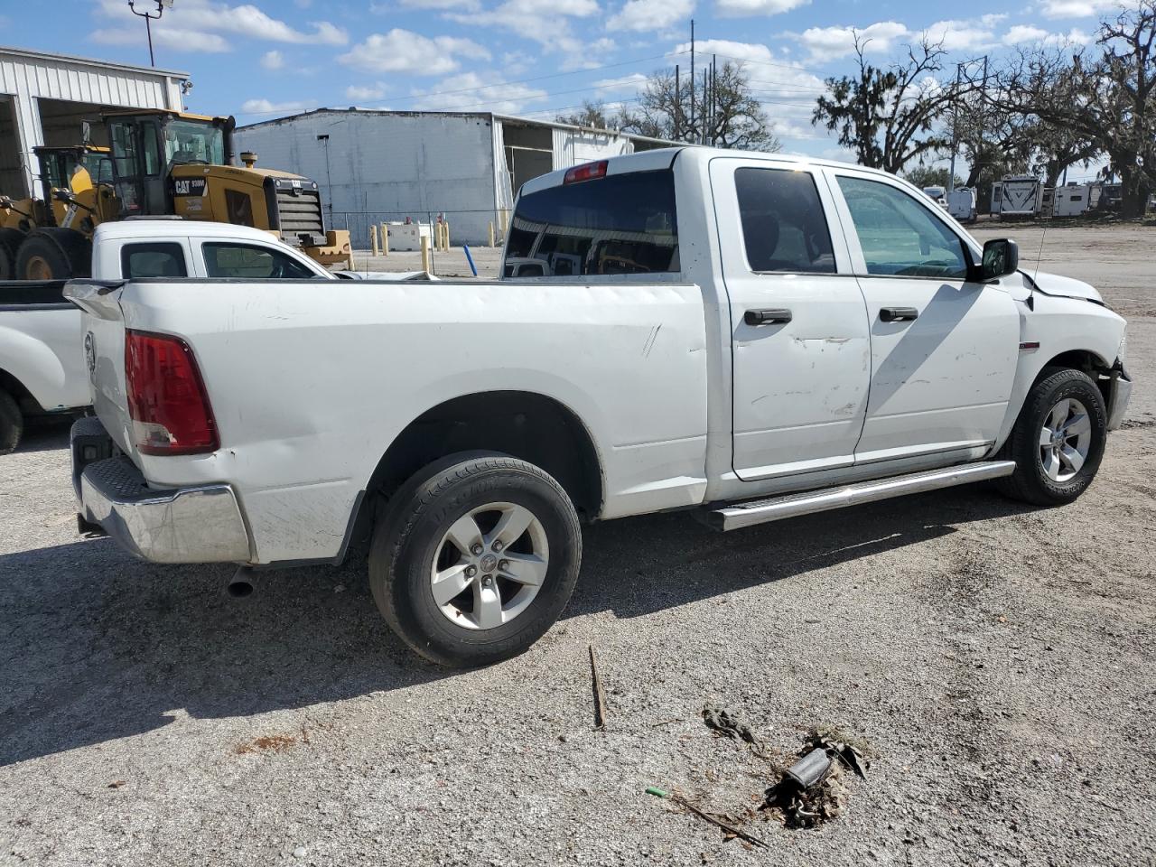 2016 RAM 1500 - Image 3