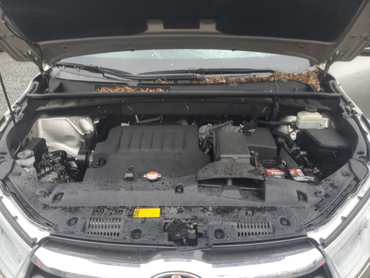 2016 Toyota Highlander - Image 12