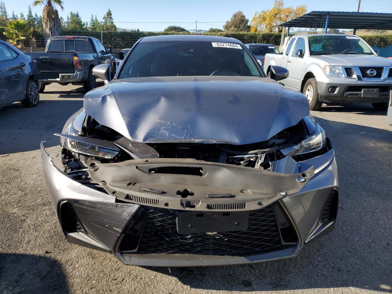 2019 Lexus IS - Image 5