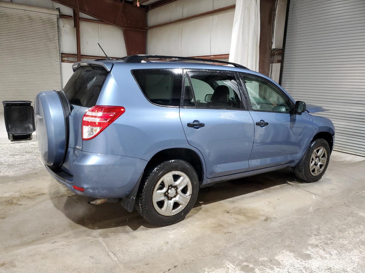 2009 Toyota RAV 4 - Image 3