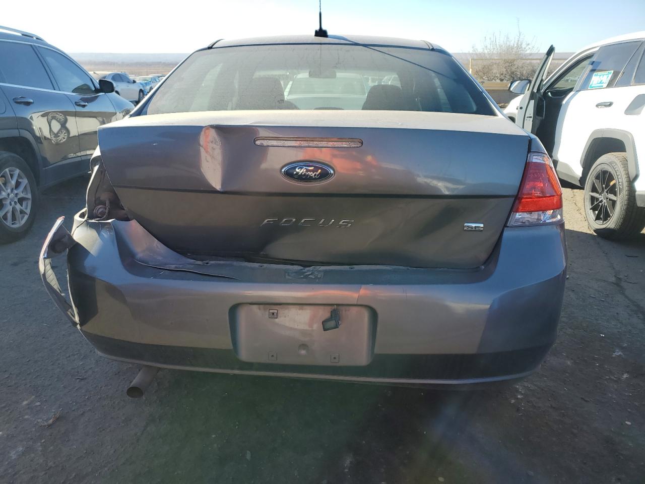 2010 Ford Focus - Image 6