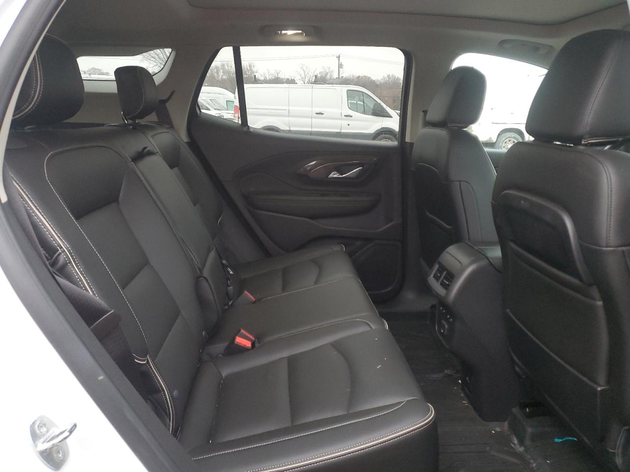 2020 GMC Terrain - Image 11