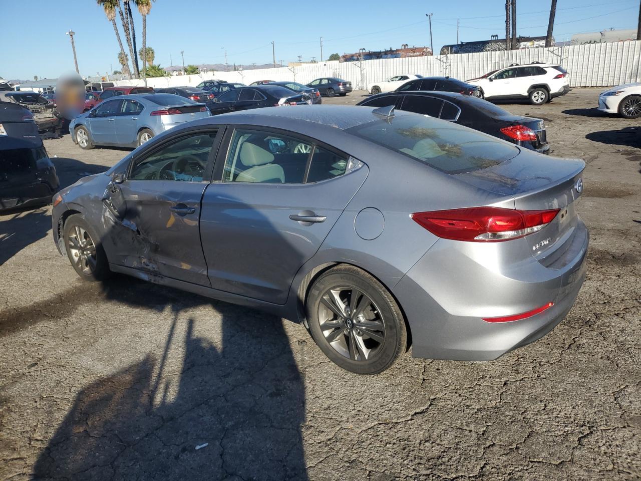 2017 Hyundai Elantra - Image 2