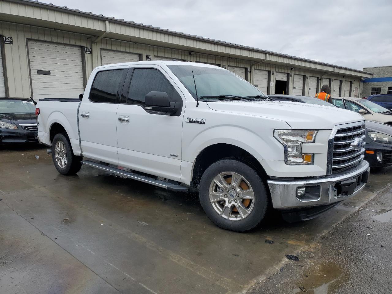 2016 Ford F-150 - Image 4