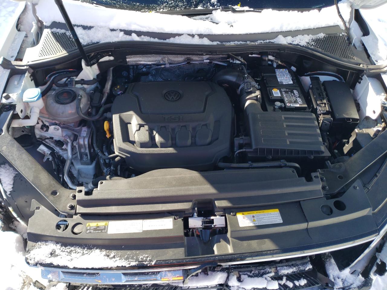 2021 Volkswagen Tiguan - Image 12