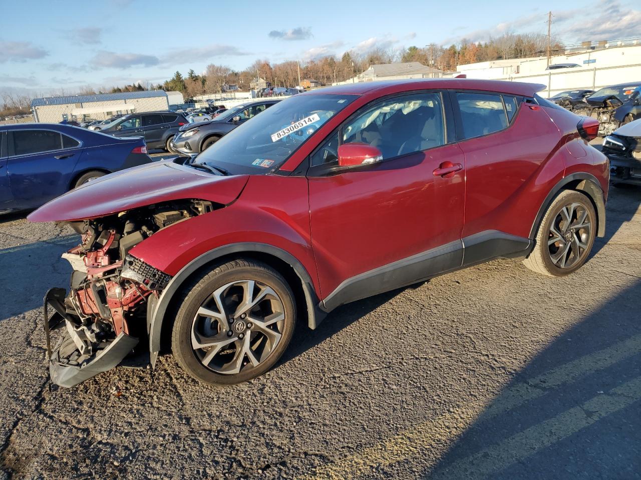 VIN NMTKHMBX3JR024597 2018 TOYOTA C-HR no.1