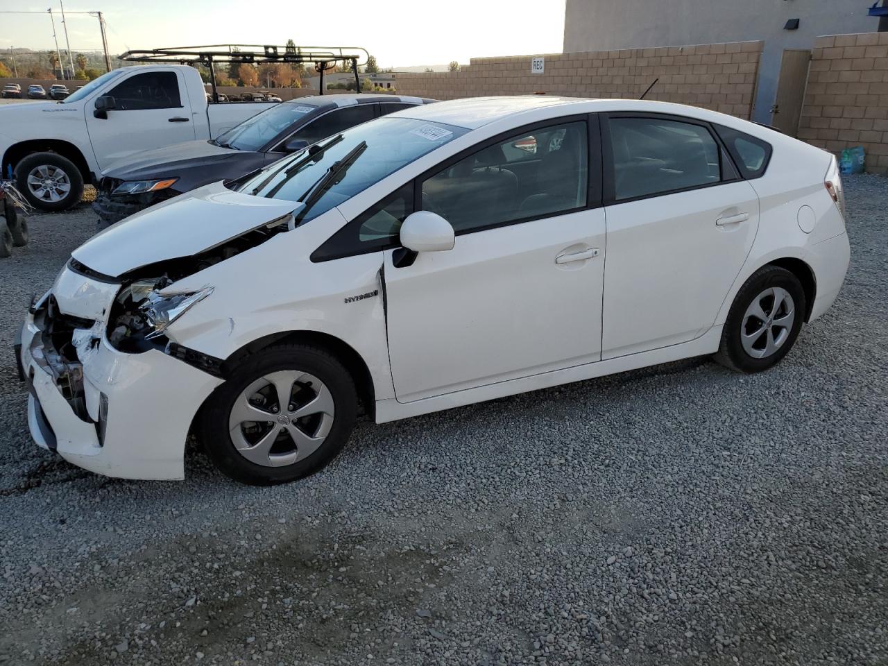 VIN JTDKN3DU2D1667757 2013 TOYOTA PRIUS no.1