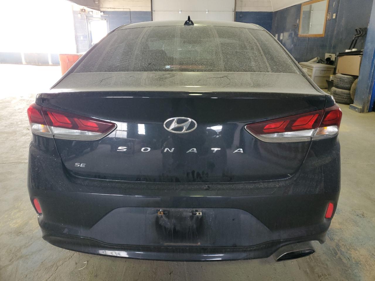 2018 Hyundai Sonata - Image 6