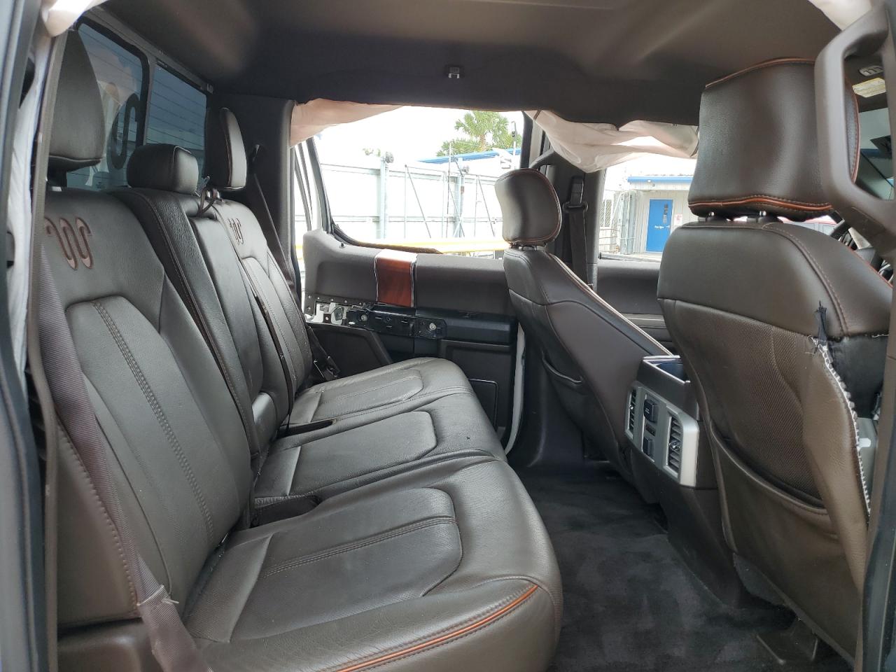 2015 Ford F-150 - Image 11