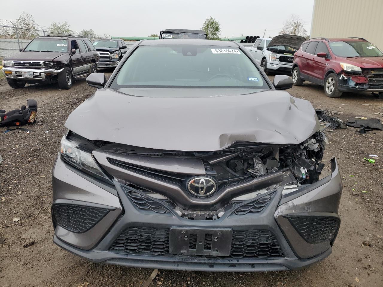 2021 Toyota Camry - Image 5