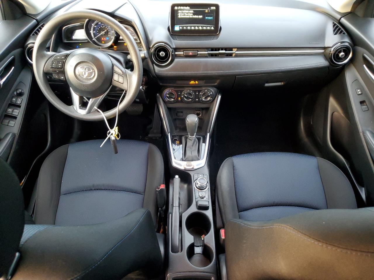 2018 Toyota Yaris - Image 8