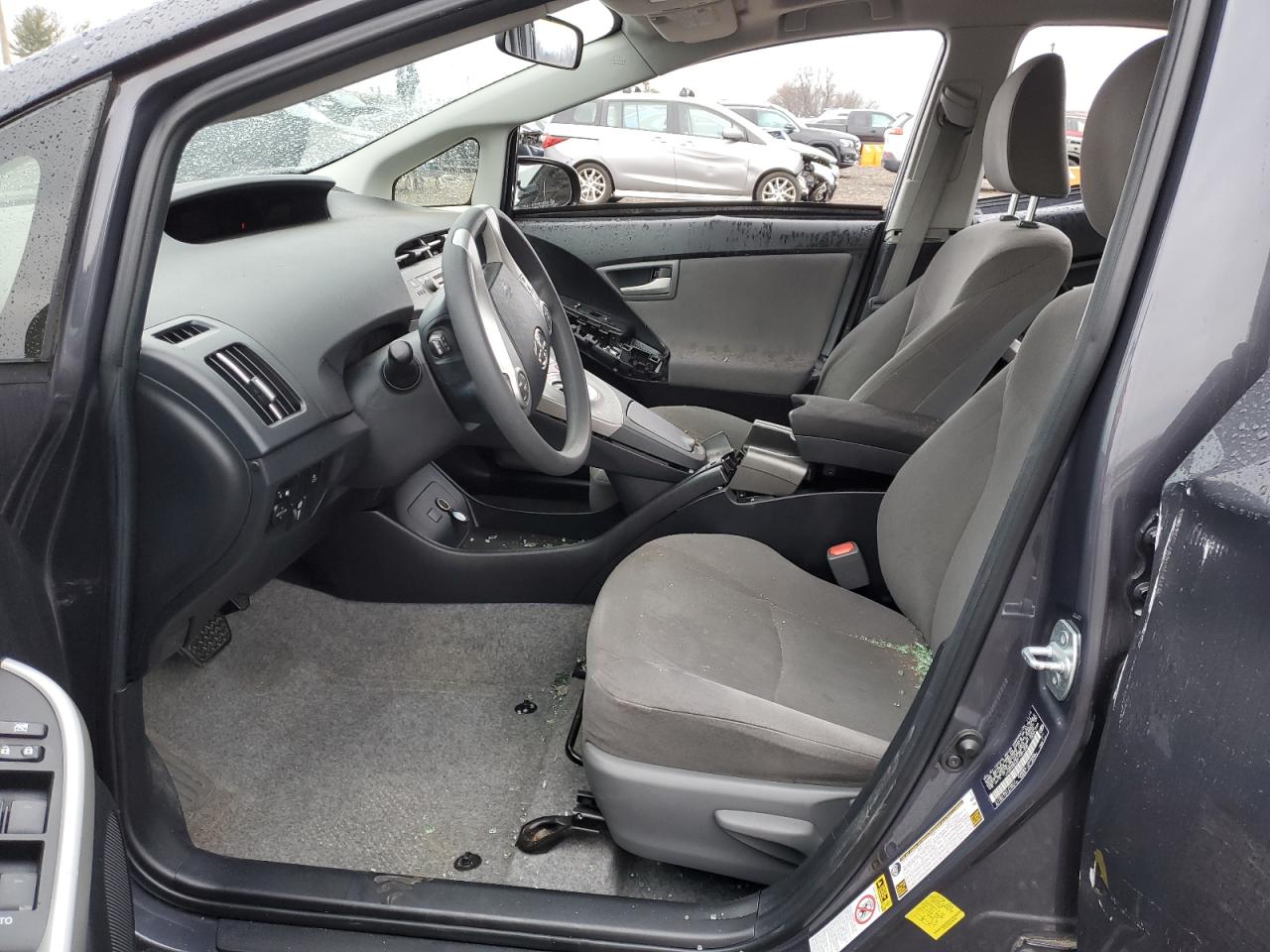 2015 Toyota Prius - Image 7