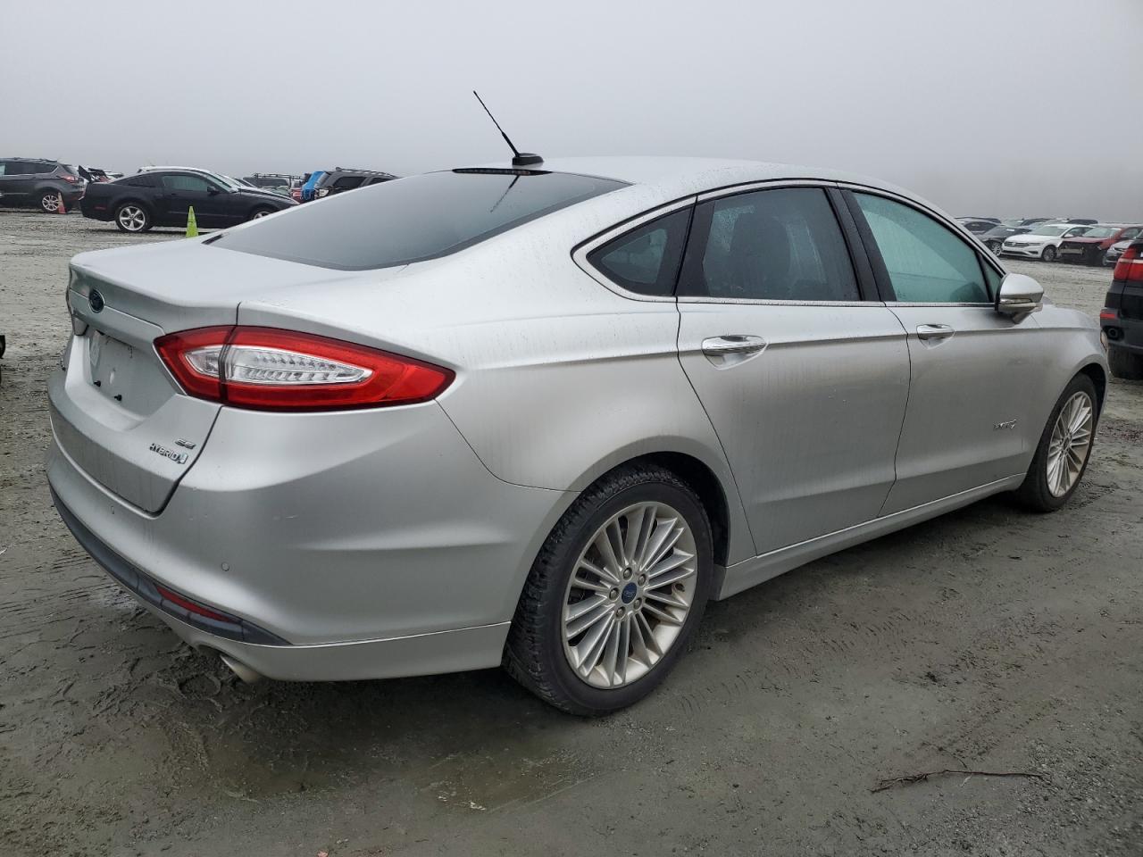 VIN 3FA6P0LU1DR266126 2013 FORD FUSION no.3