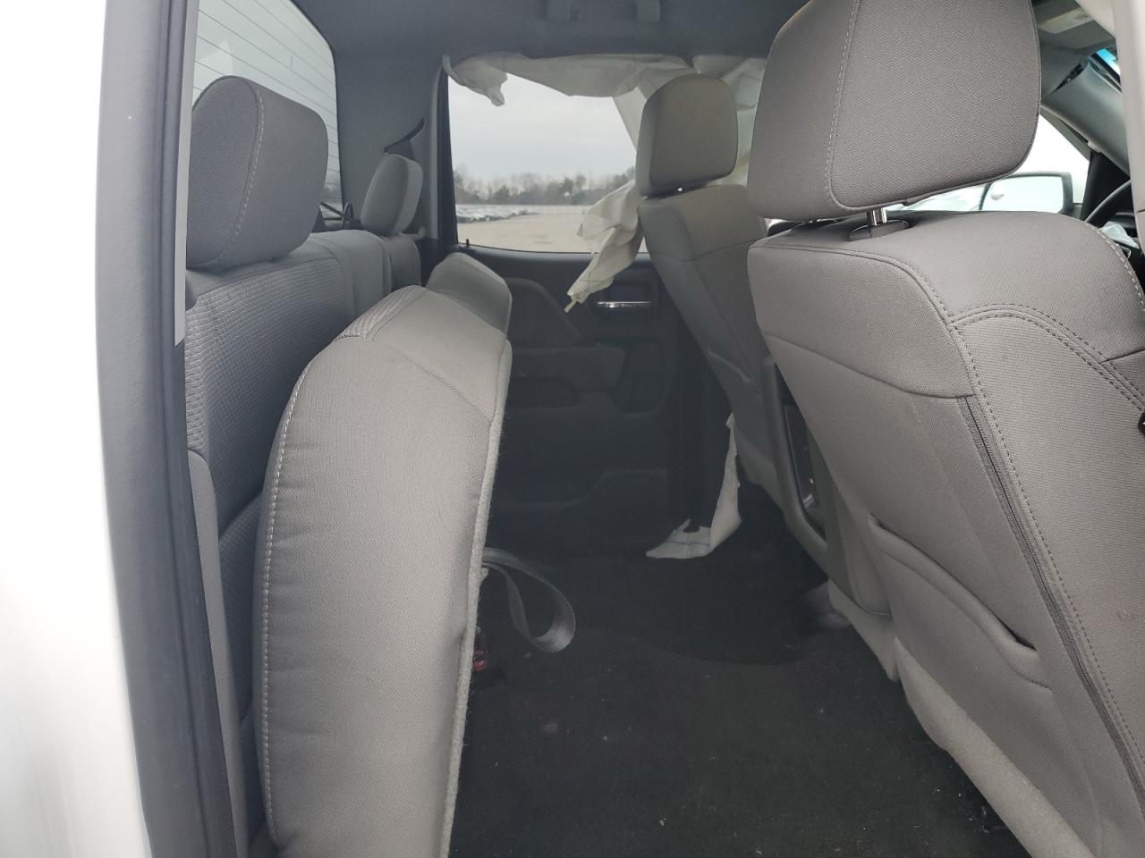 2017 GMC Sierra - Image 10