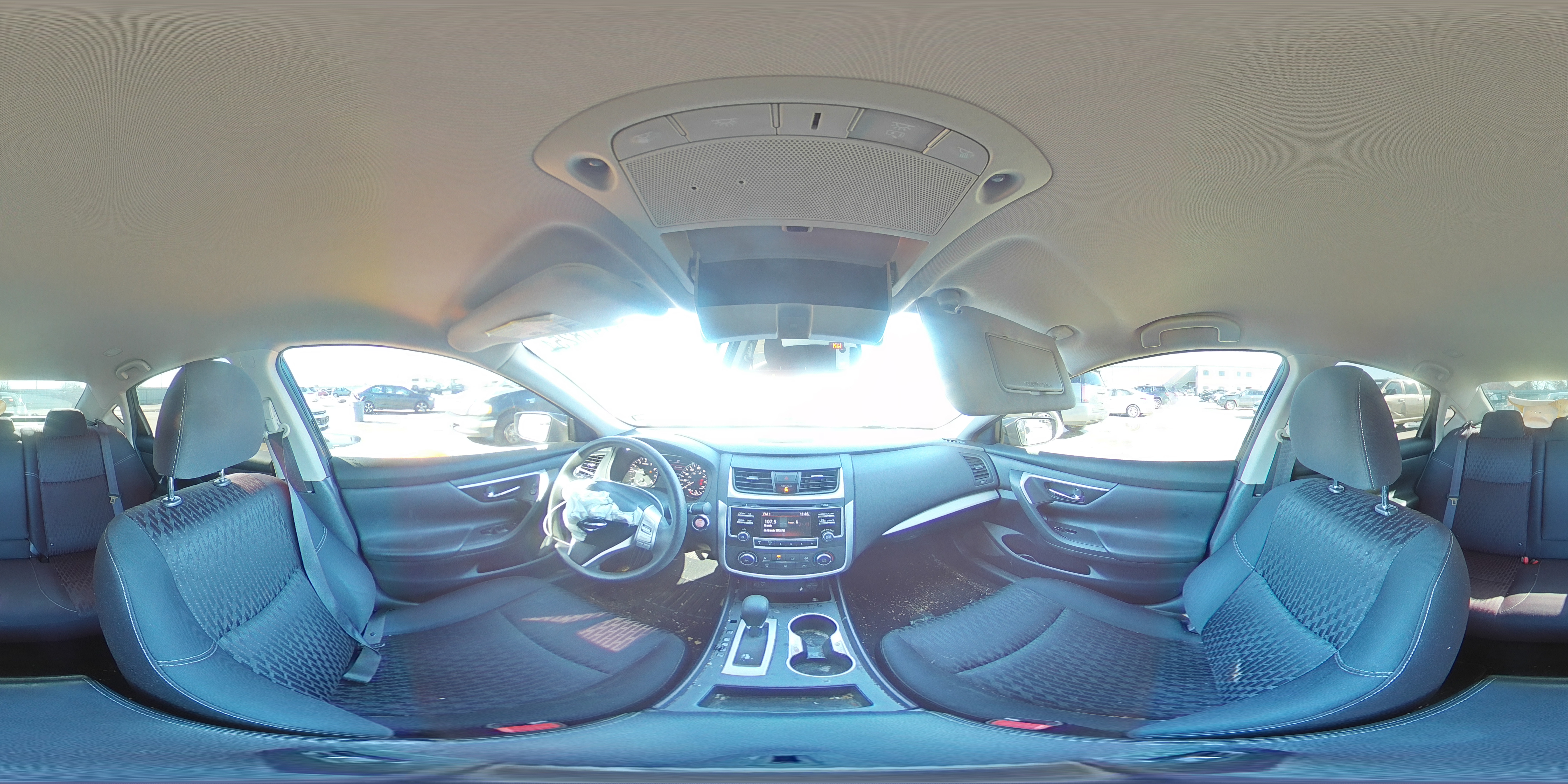 2018 Nissan Altima - Image 12