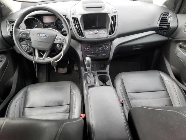  FORD ESCAPE 2018 Czarny