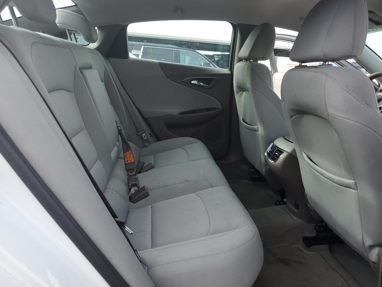 2022 Chevrolet Malibu - Image 10