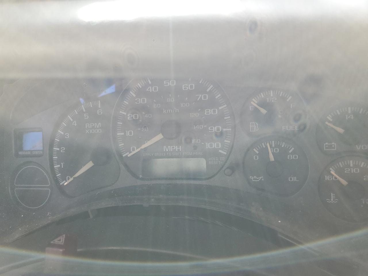 2002 GMC Yukon - Image 9