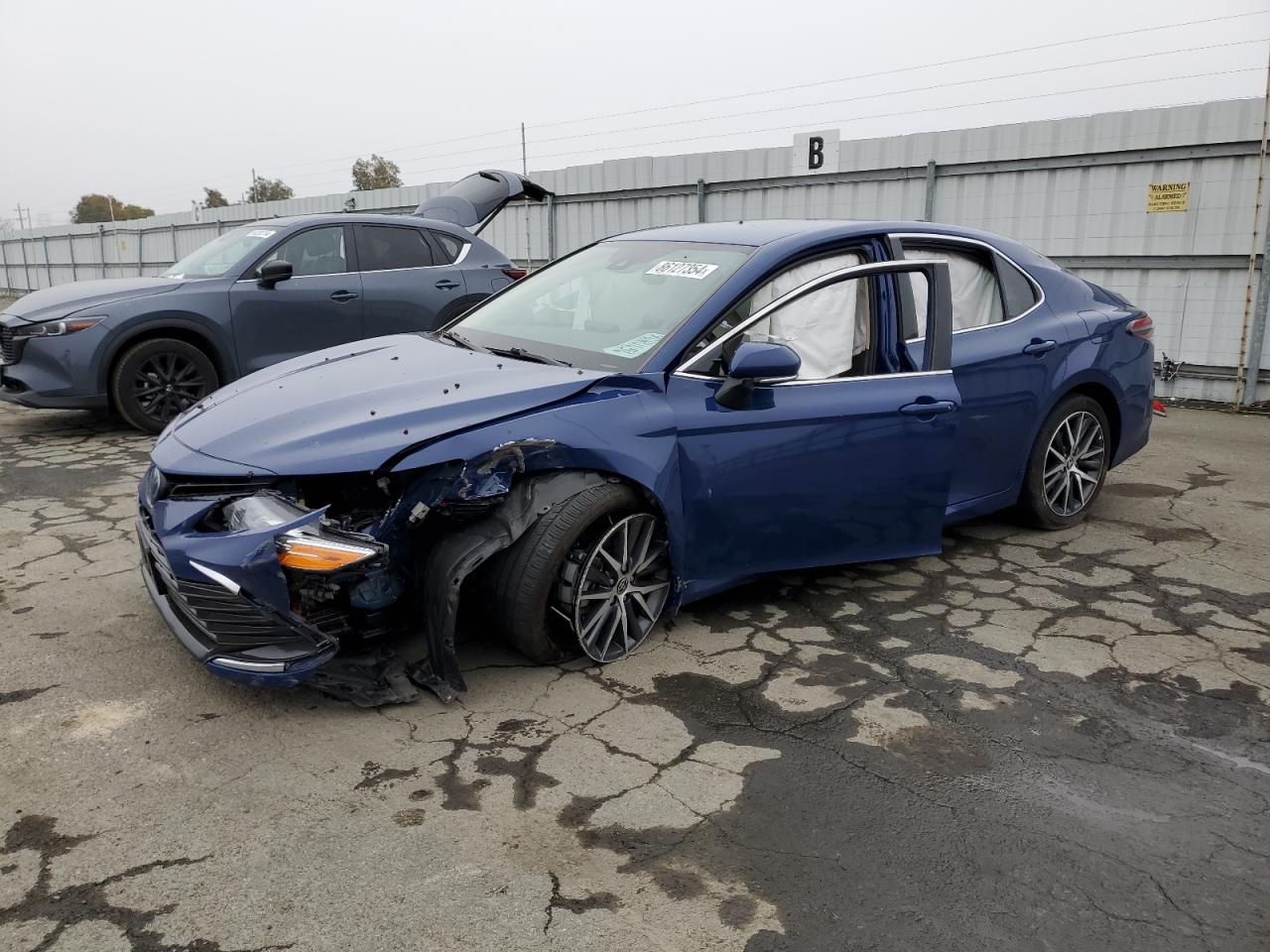 2023 TOYOTA CAMRY