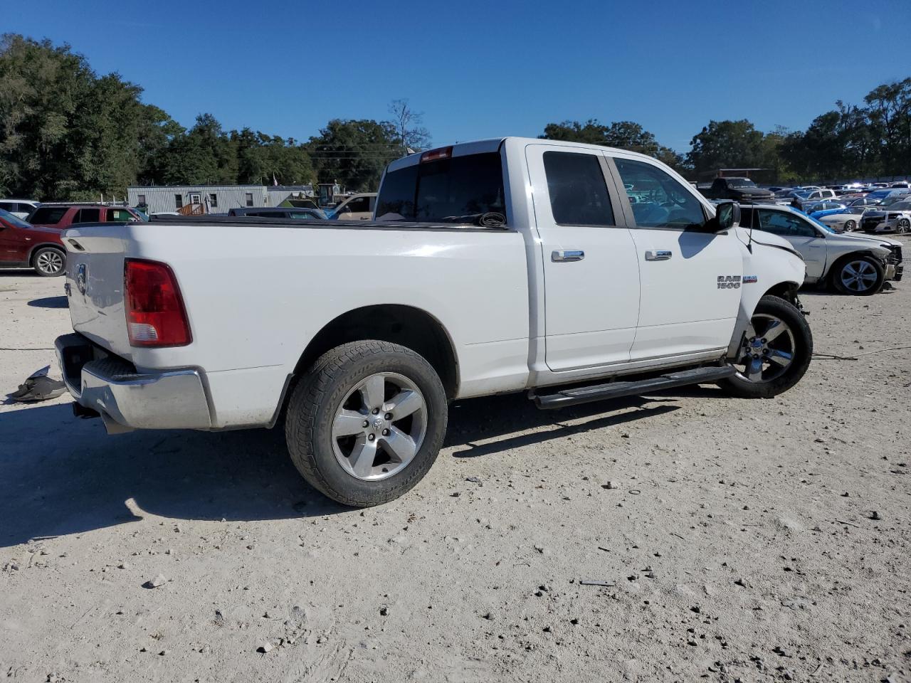 2017 RAM 1500 - Image 3