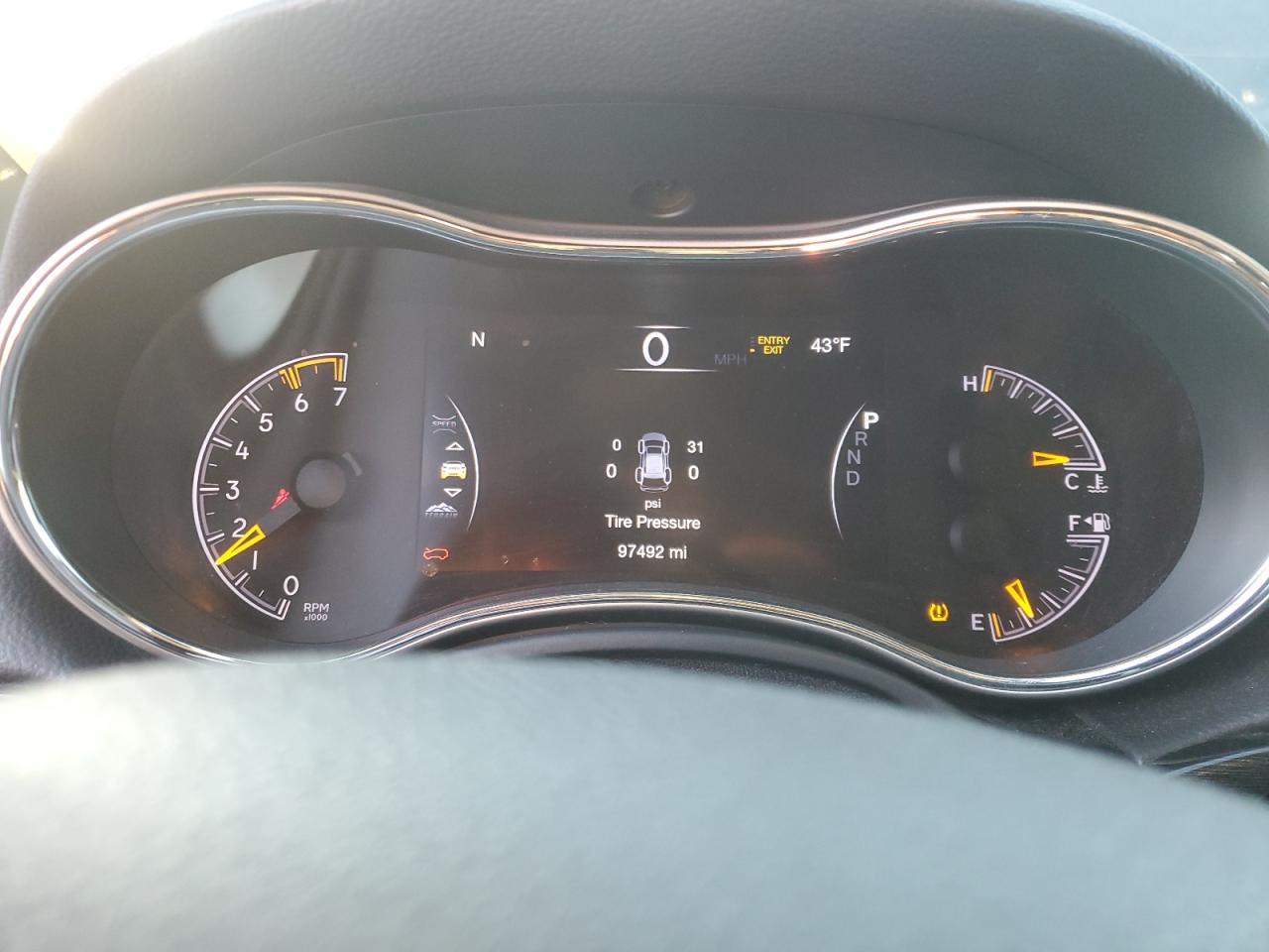 2017 Jeep Grand Cherokee - Image 9