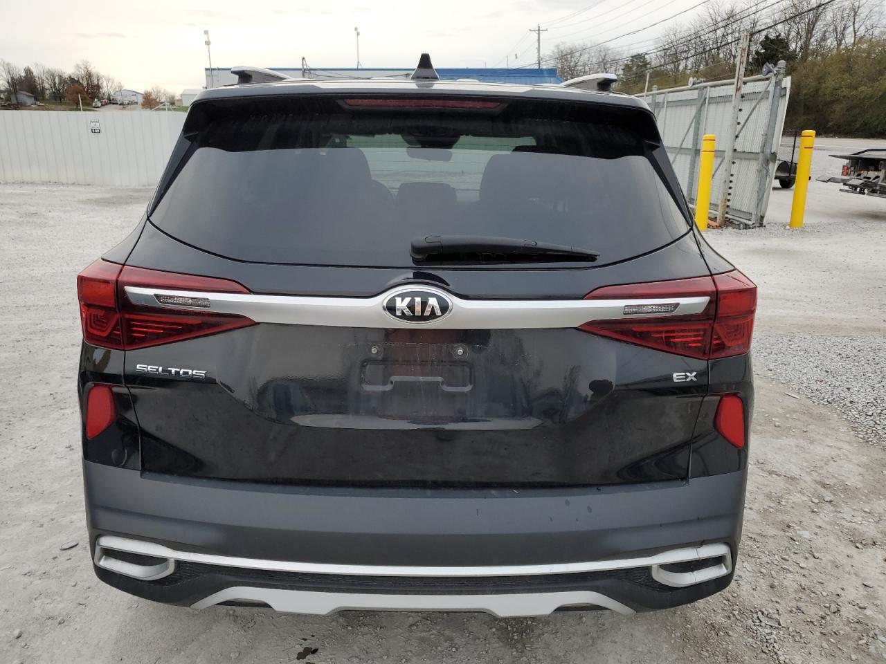 2021 Kia Seltos Ex VIN: KNDERCAAXM7165927 Lot: 82909664