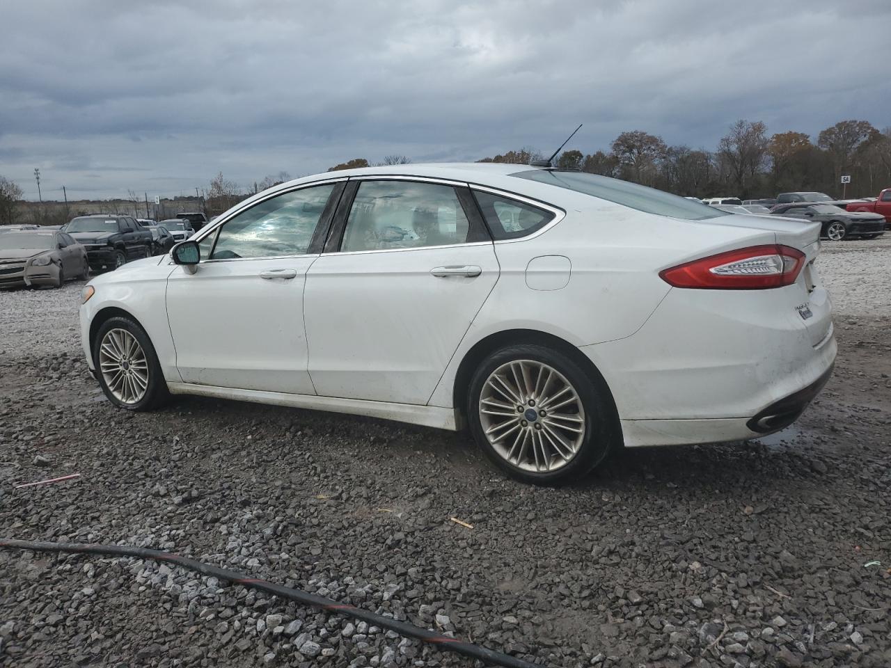 2014 Ford Fusion - Image 2