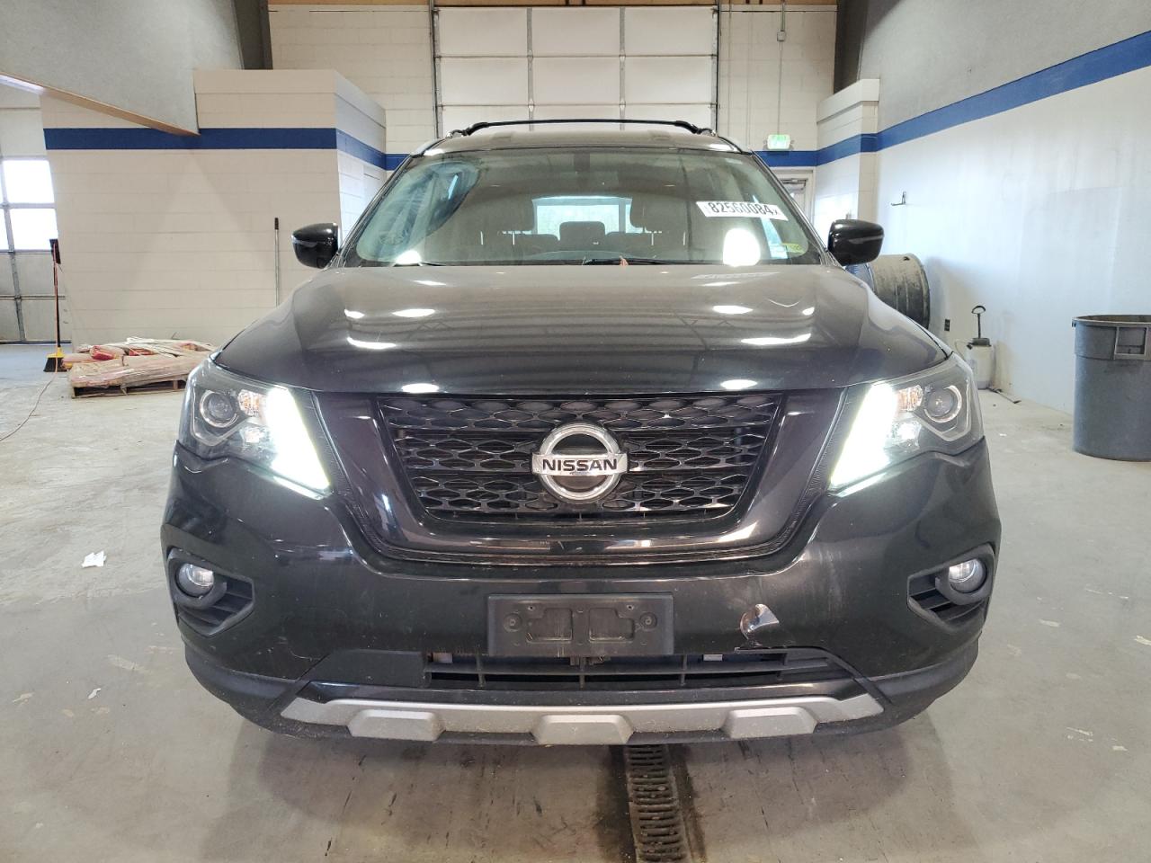 2020 Nissan Pathfinder - Image 5