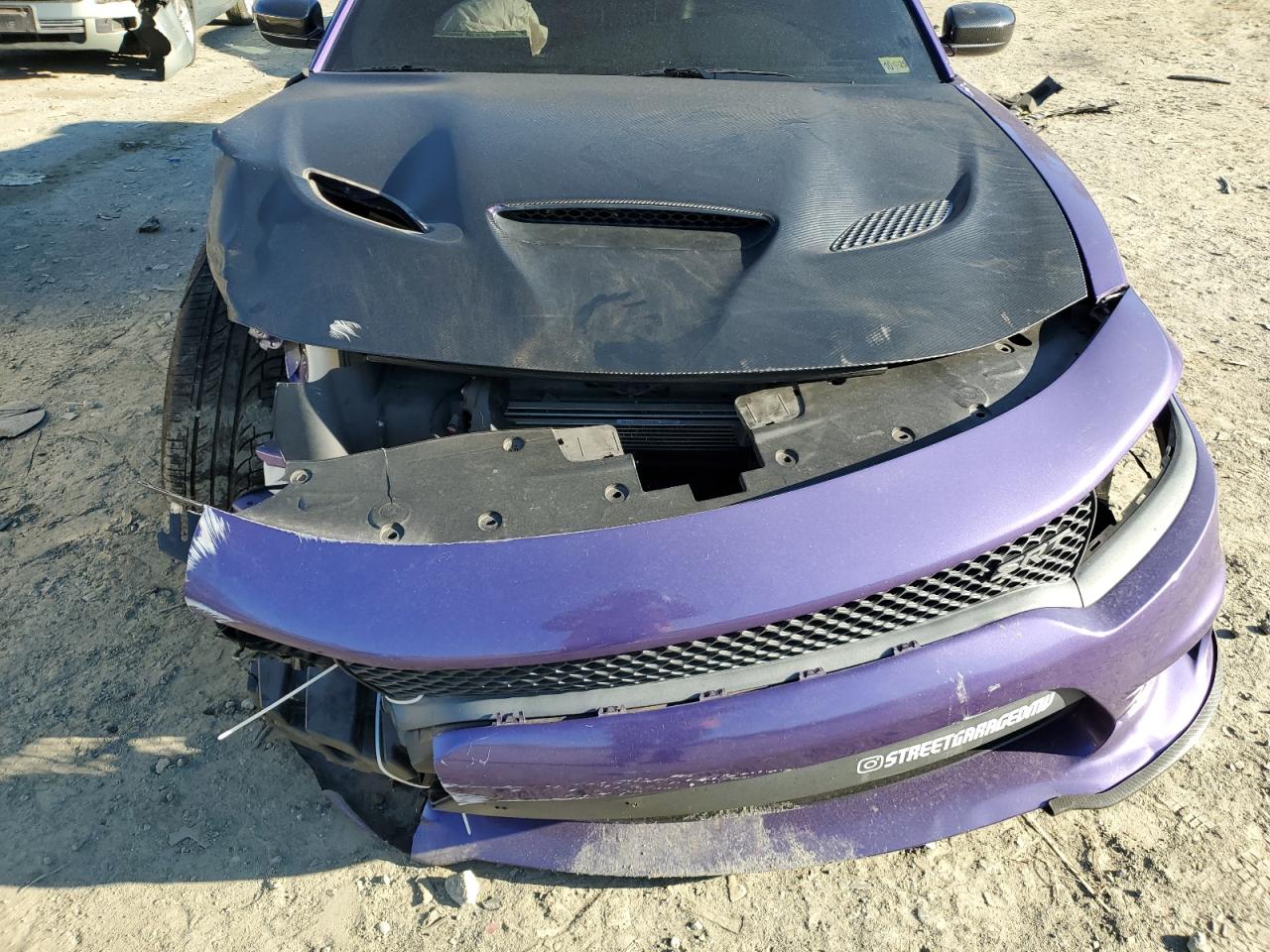 2016 Dodge Charger - Image 12