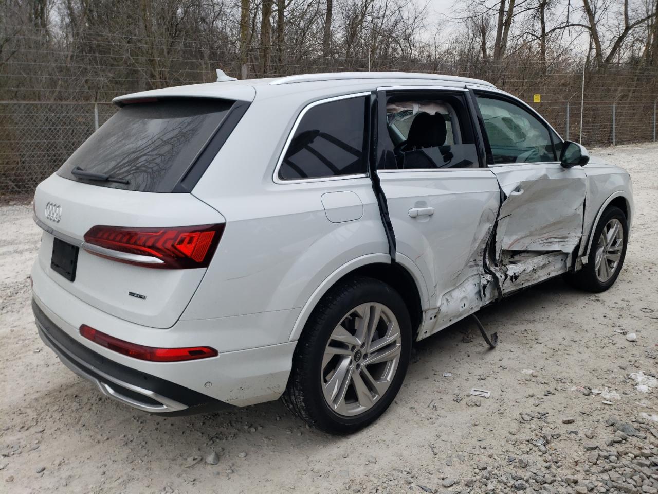 2023 Audi Q7 - Image 3