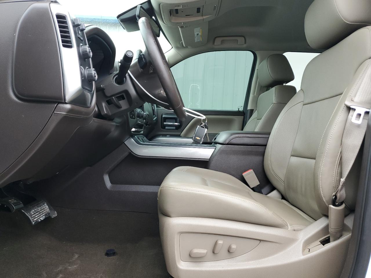 2014 Chevrolet Silverado - Image 7