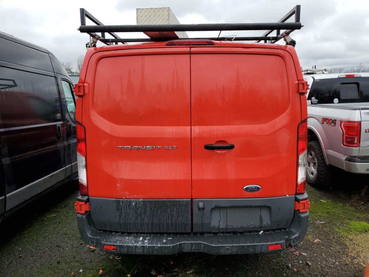 VIN 1FTYR1YM2GKA85105 2016 FORD TRANSIT no.6