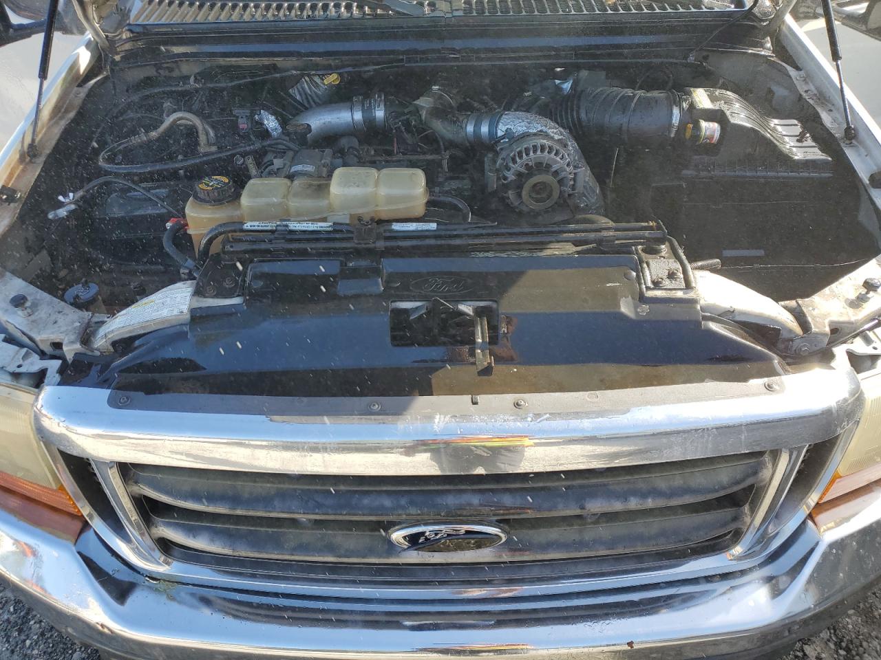 2001 Ford F350 - Image 11