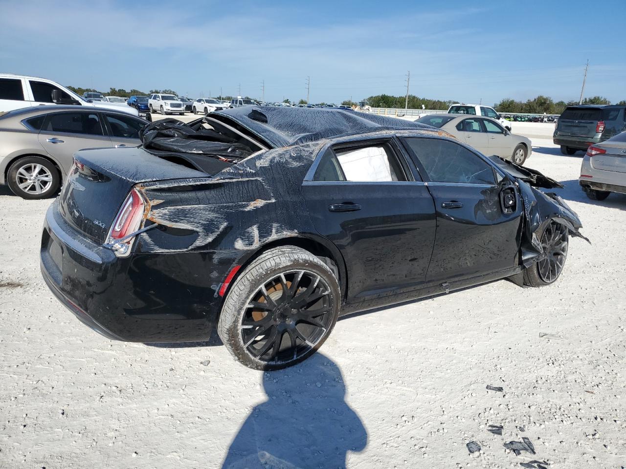 2018 Chrysler 300 - Image 3