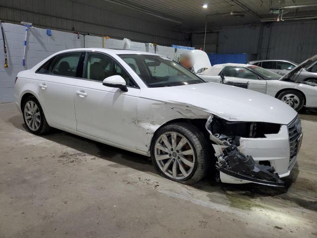  AUDI A4 2017 Білий