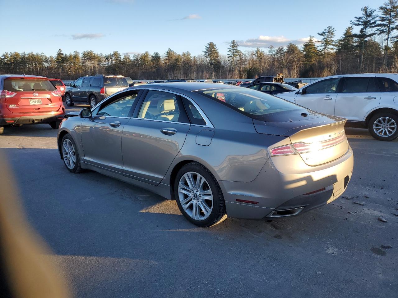 VIN 3LN6L2JK3GR632932 2016 LINCOLN MKZ no.2