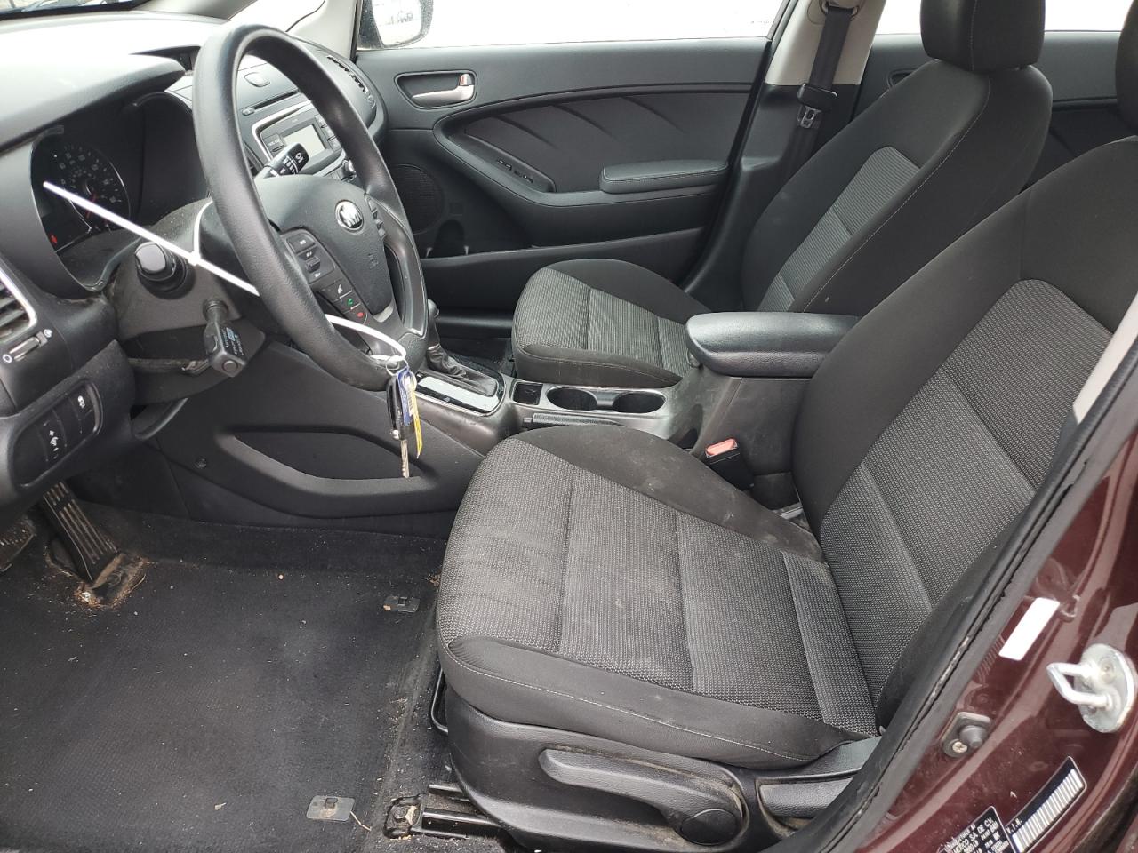 2017 Kia Forte - Image 7