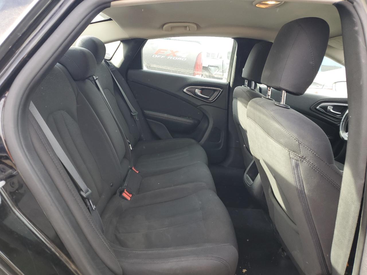 2015 Chrysler 200 Limited VIN: 1C3CCCAB6FN738150 Lot: 86134274