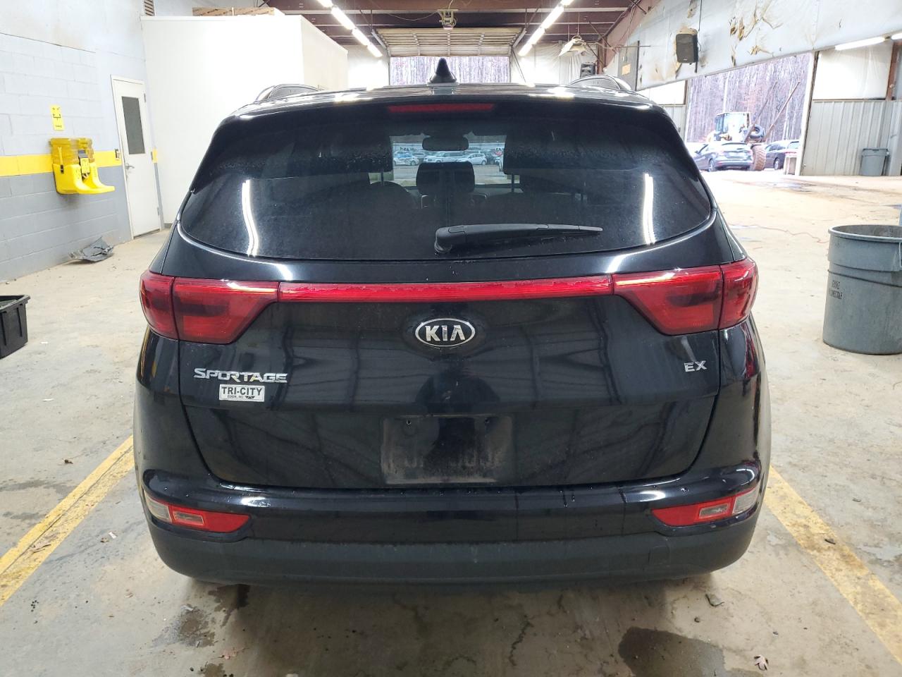 2018 Kia Sportage Ex VIN: KNDPNCAC5J7403846 Lot: 83643994