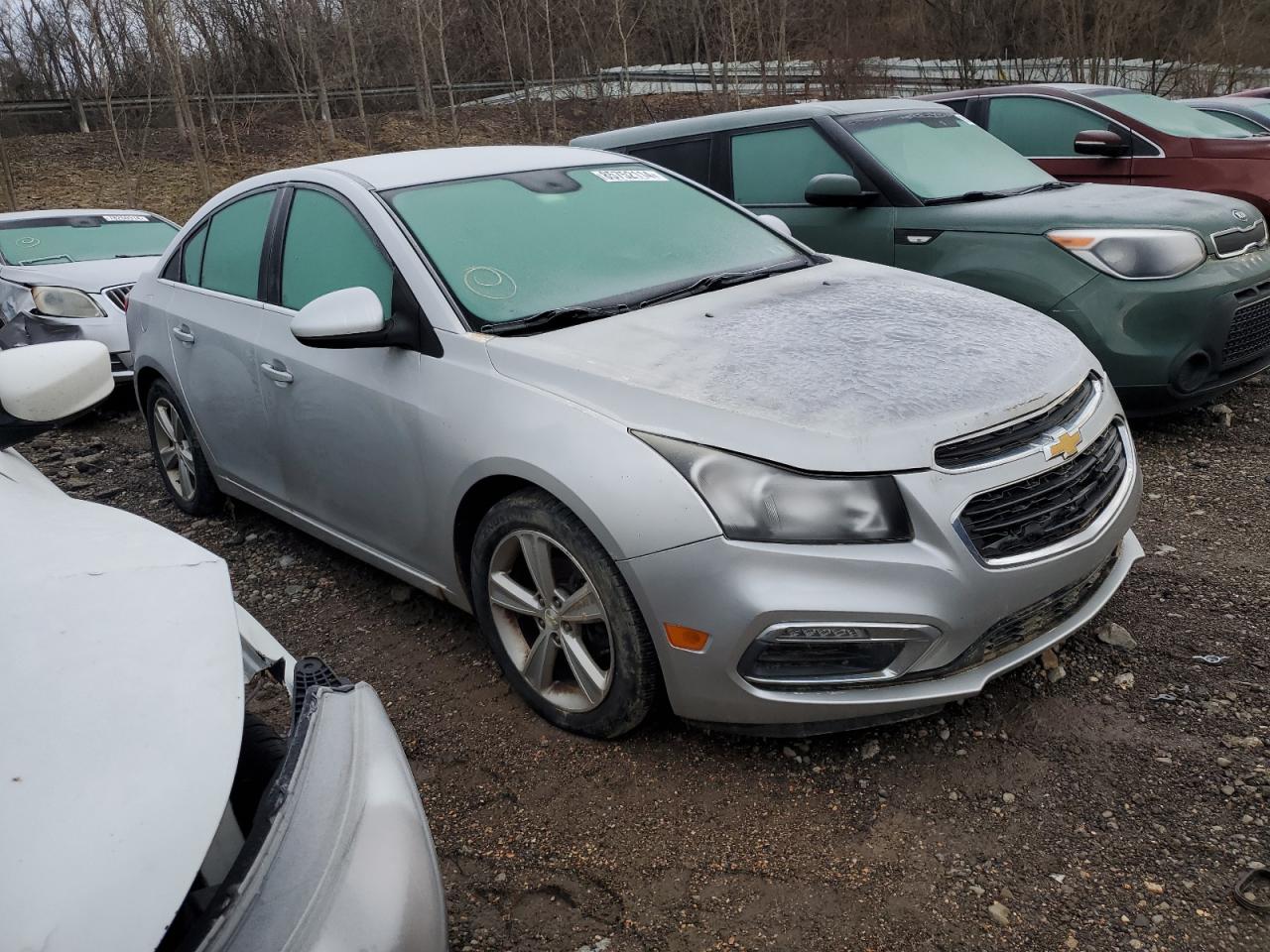 VIN 1G1PE5SB8F7220927 2015 CHEVROLET CRUZE no.4