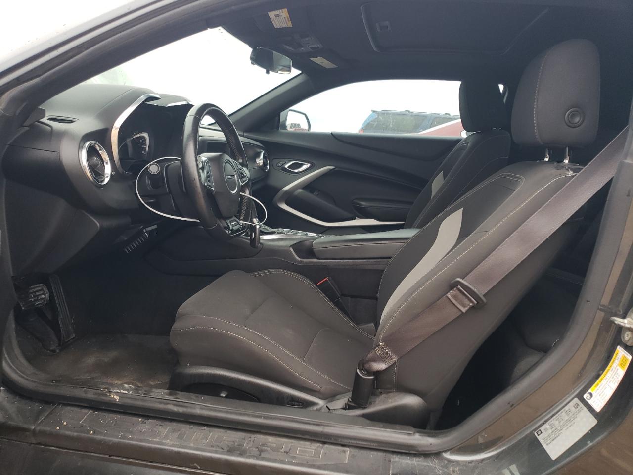 2017 Chevrolet Camaro - Image 7