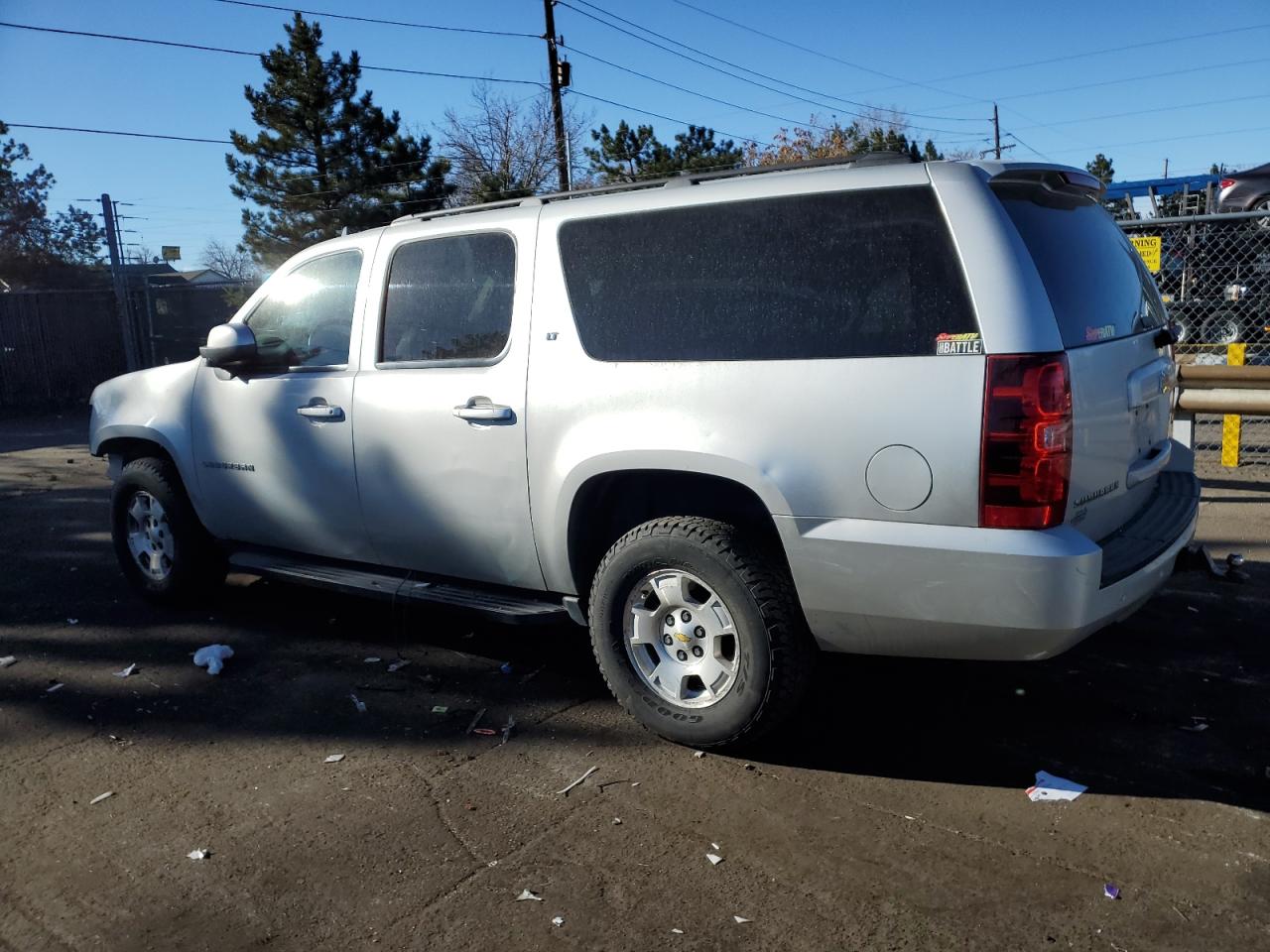 2011 Chevrolet Suburban - Image 2